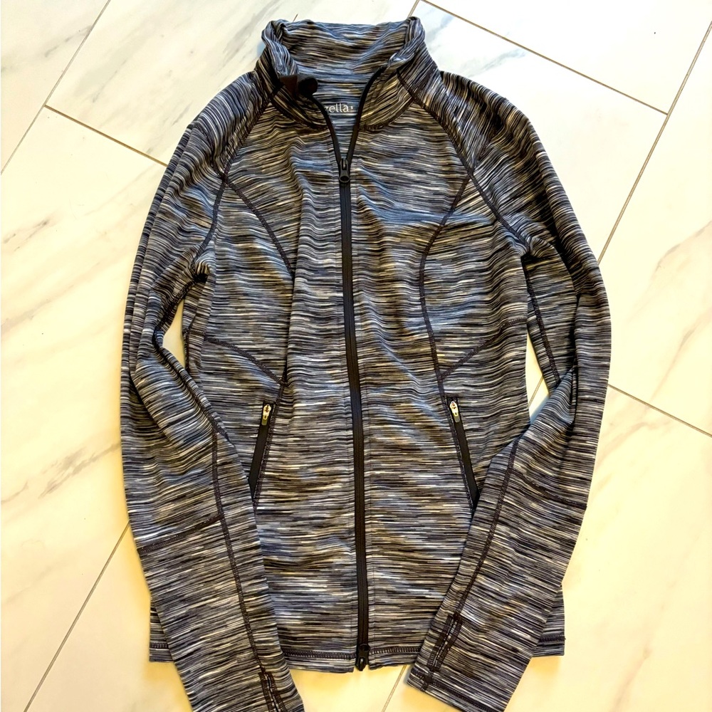 Zella size small athletic zip up. Excellent condition!